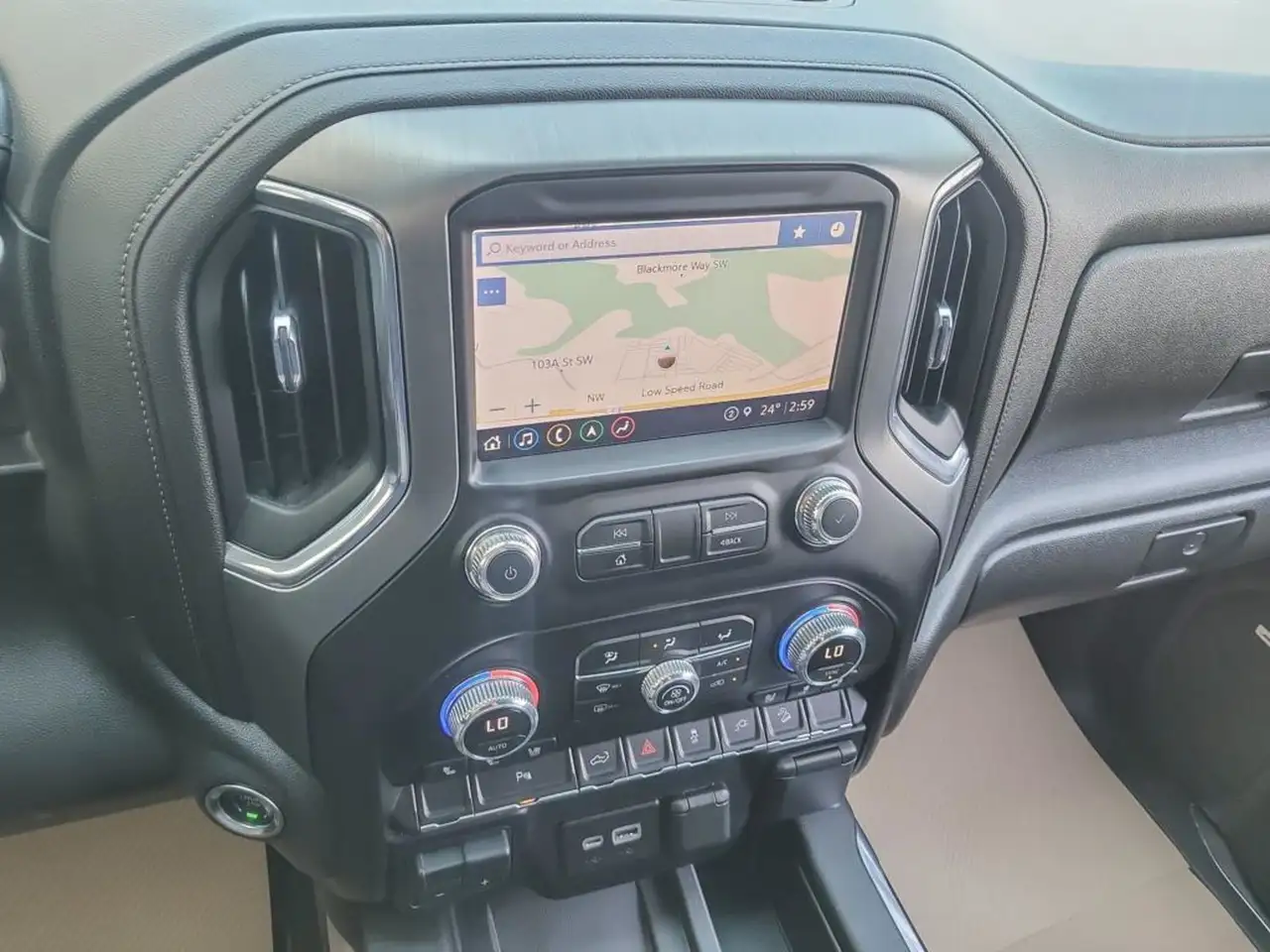 GMC Sierra 1500 photo GMC Sierra 1500