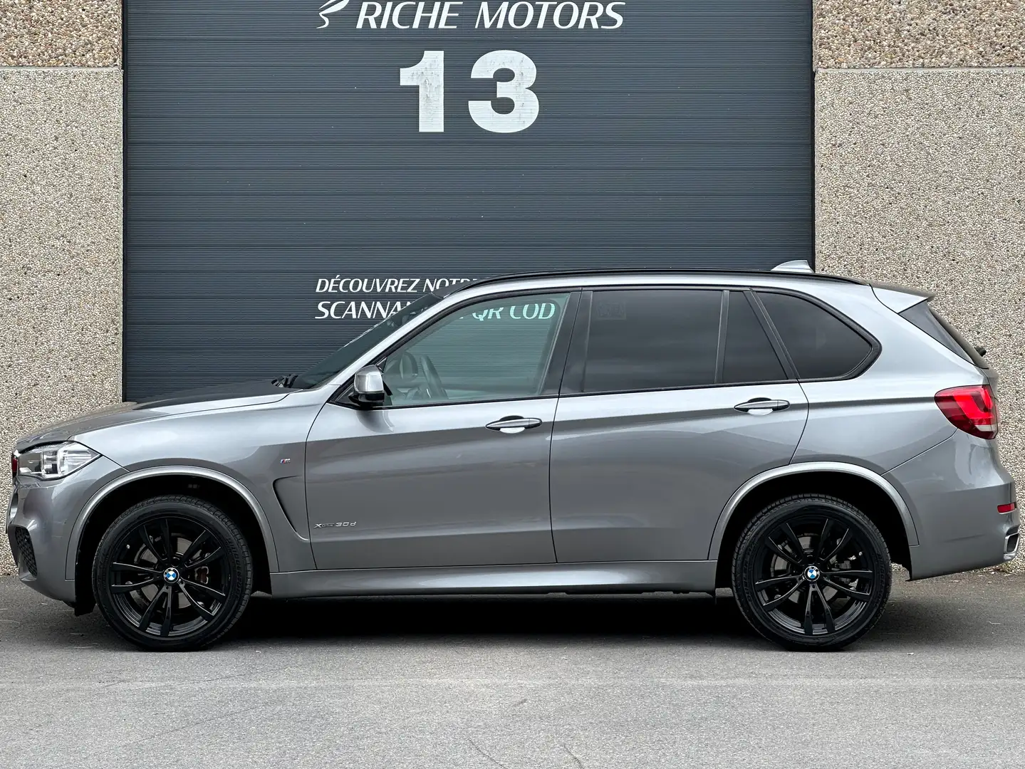 BMW X5 3.0 xDrive30 / Pack M / ACC / HUD / Att. remorque Gris - 2