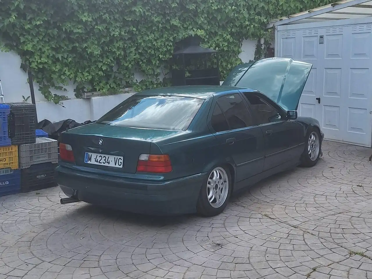 BMW 320i, foto 7
