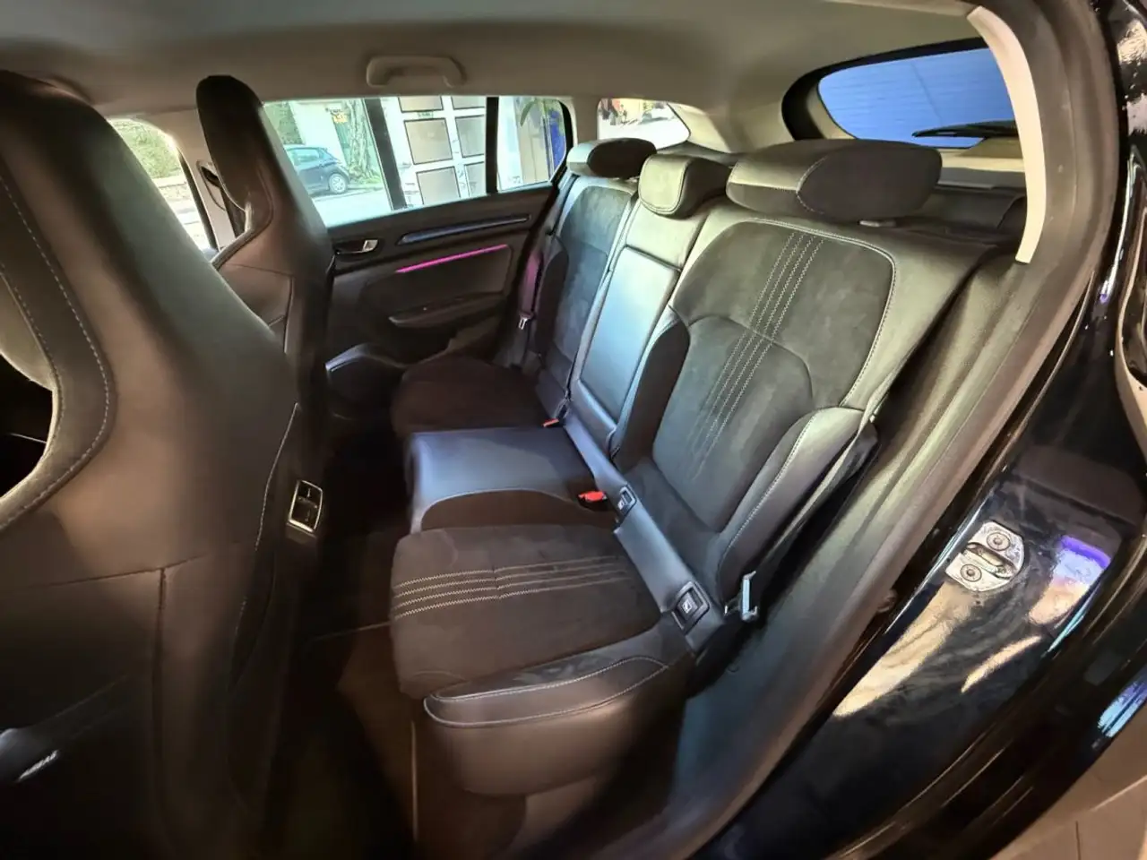 Renault Megane Berline — photo 10