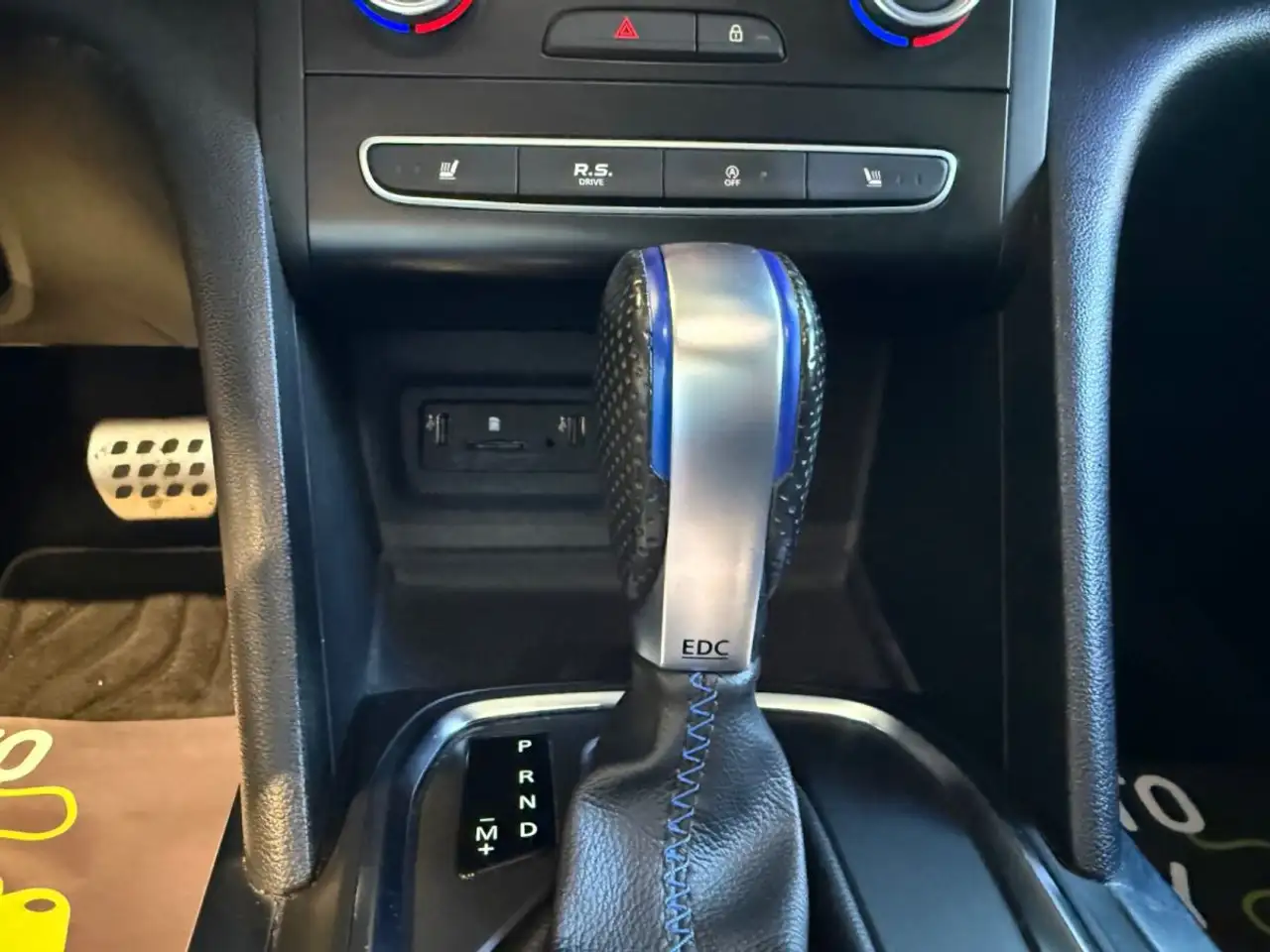 Renault Megane Berline — photo 26