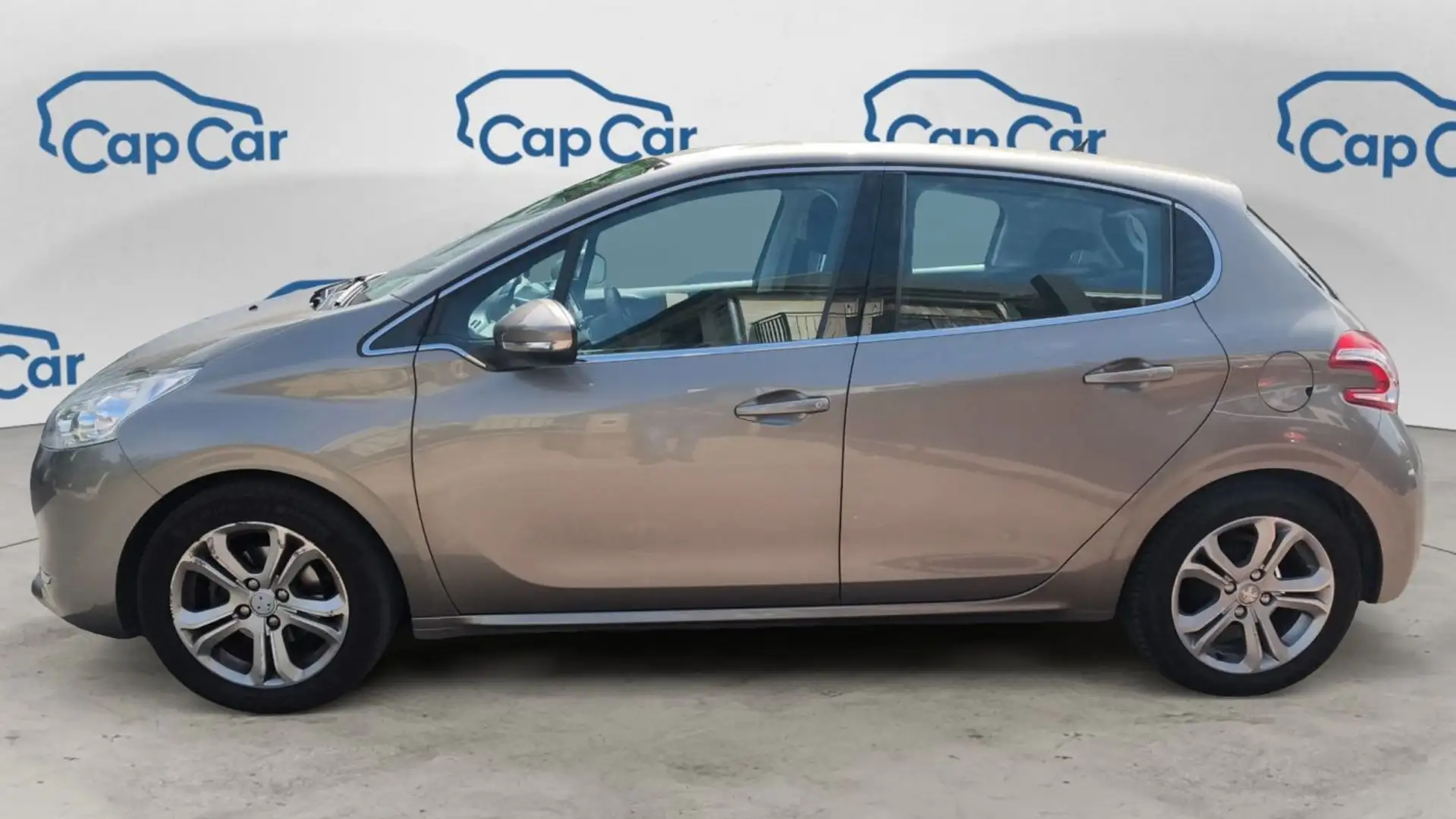 Peugeot 208 1.2 VTi 82 Allure - 2