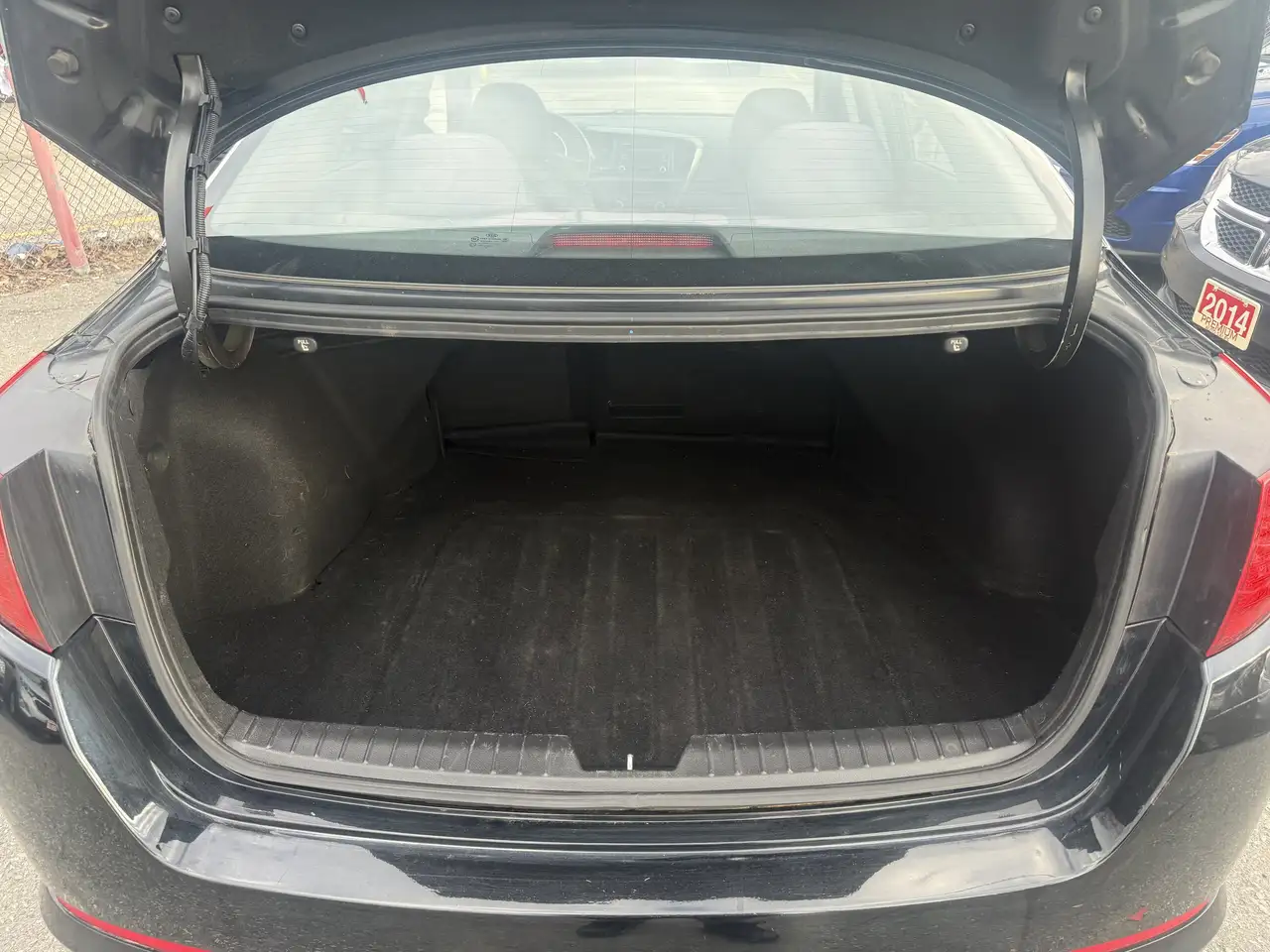 Kia Optima снимка Kia Optima