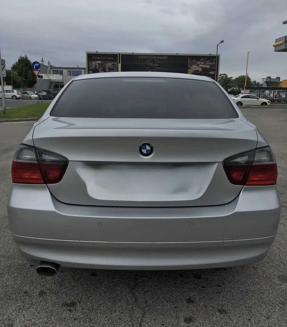 BMW 318 318d Österreich-Paket - 2