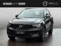 Volvo XC40 B4 AWD MILD Hybrid Automatik Plus Dark ACC