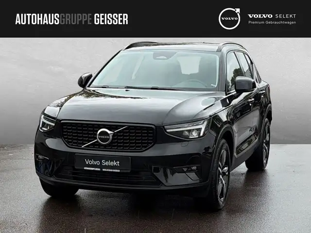 Volvo XC40 B4 AWD MILD Hybrid Automatik Plus Dark ACC