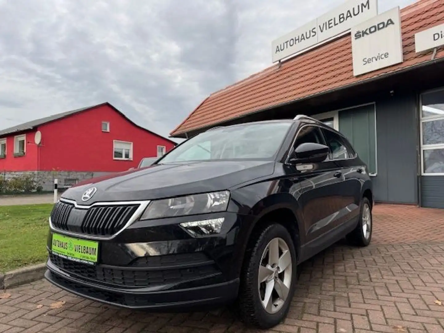 Skoda Karoq Ambition TSI DSG-Navi-AHK-Smartlink-Tempo. Noir - 1
