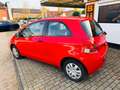 Toyota Yaris aus 2 Hand mit neuen Tüv + Scheckheft Rouge - thumbnail 5