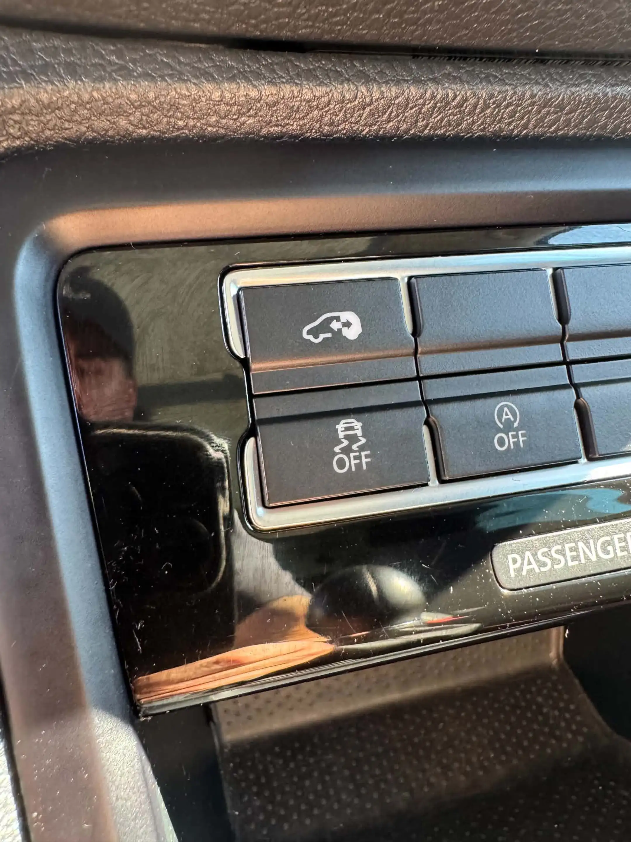 Volkswagen Sharan Highline BMT PDC - Panorama - SHZ — photo 13