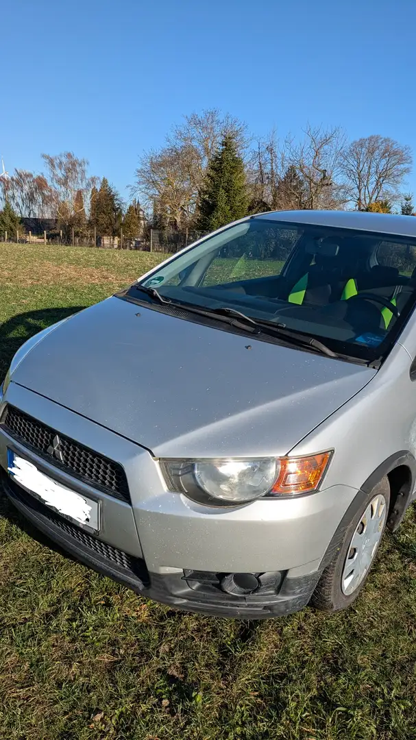 Mitsubishi Colt Colt 1.1 ClearTec XTRA Klima 8-fach bereift Silber - 1