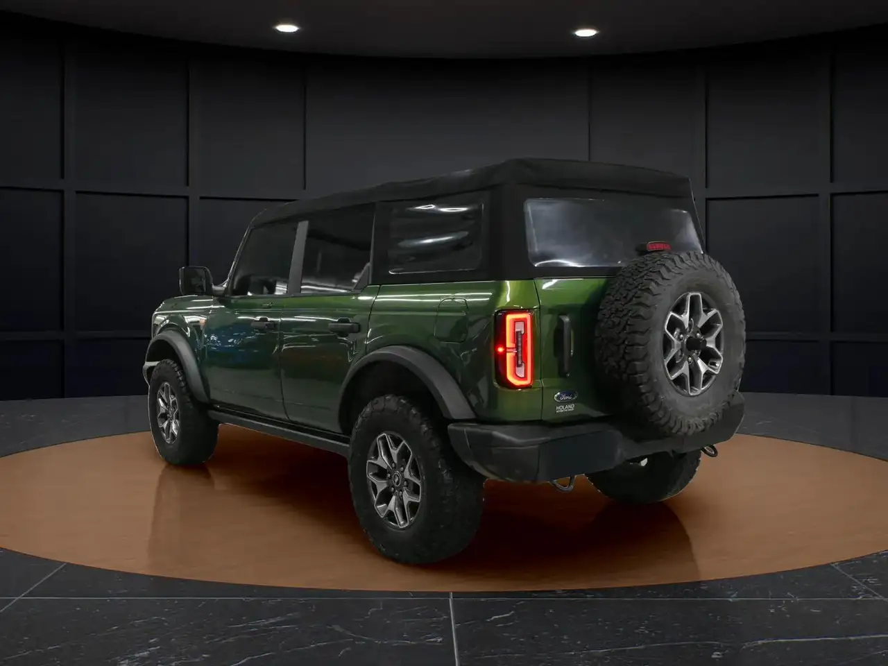 Ford Bronco снимка Ford Bronco
