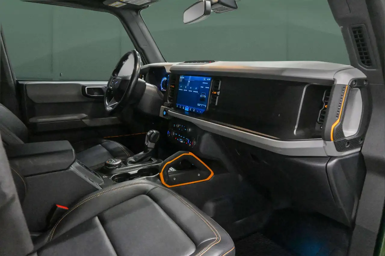 Ford Bronco снимка Ford Bronco