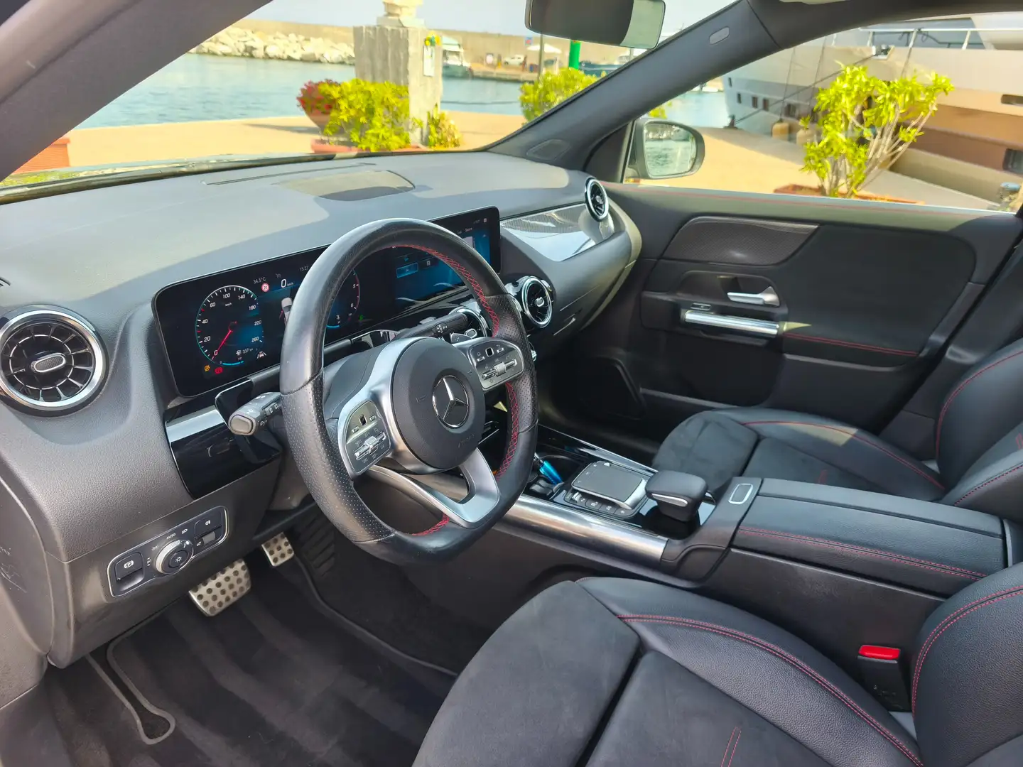 Mercedes-Benz GLA 200 GLA-H247 2020 d Premium auto Nero - 2