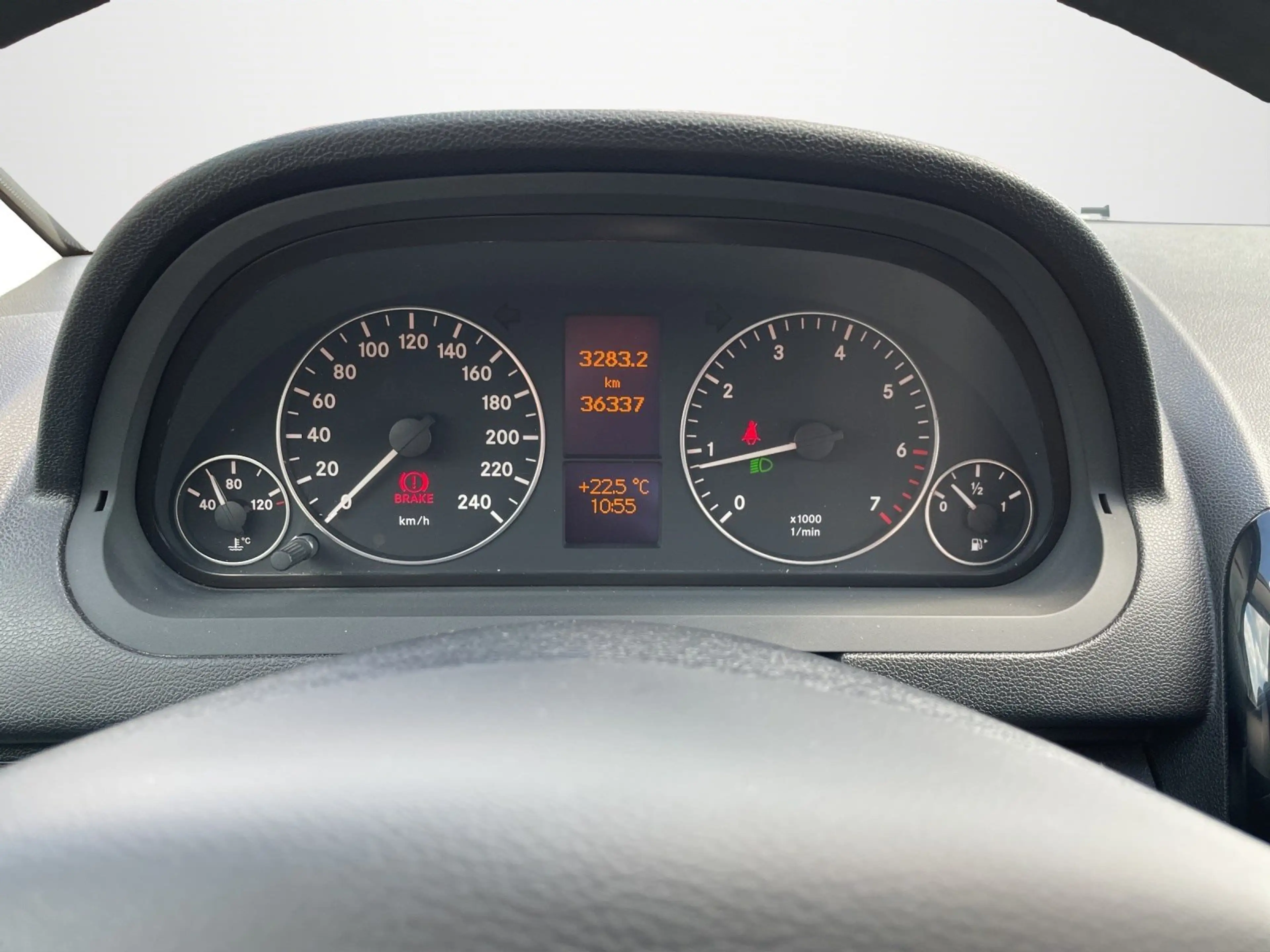Mercedes-Benz A 150 Classic — photo 12