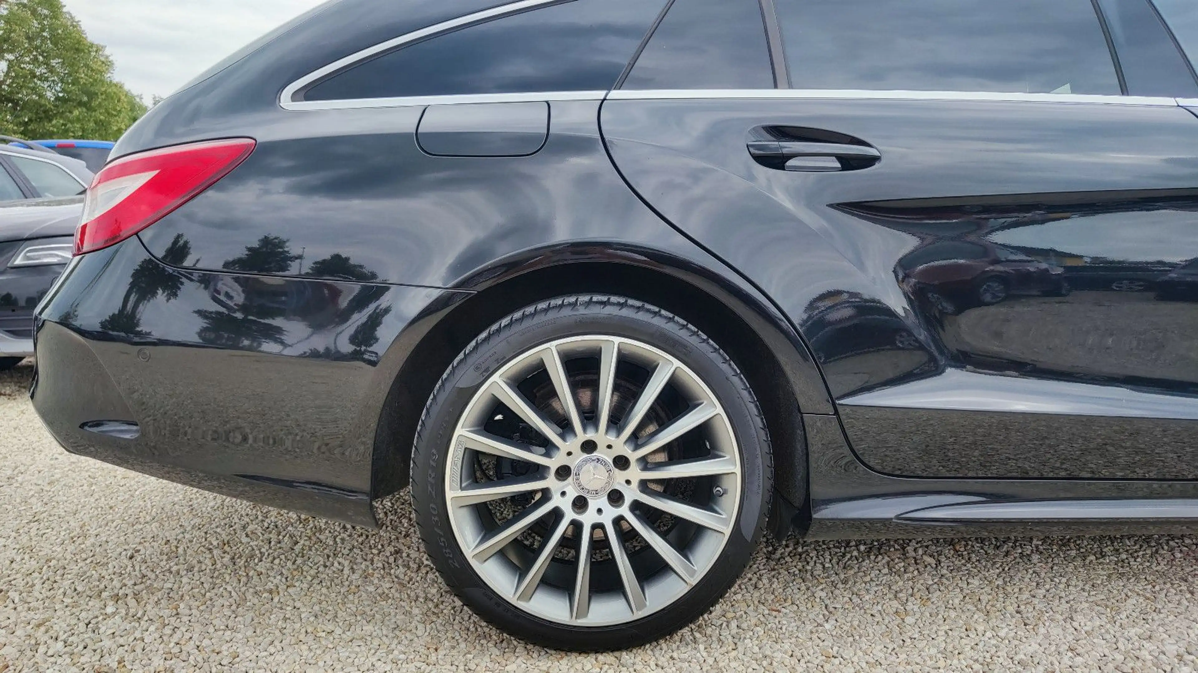 Mercedes-Benz CLS 350 CLS Shooting Brake CLS 350 BlueTec / d 4Matic — photo 13