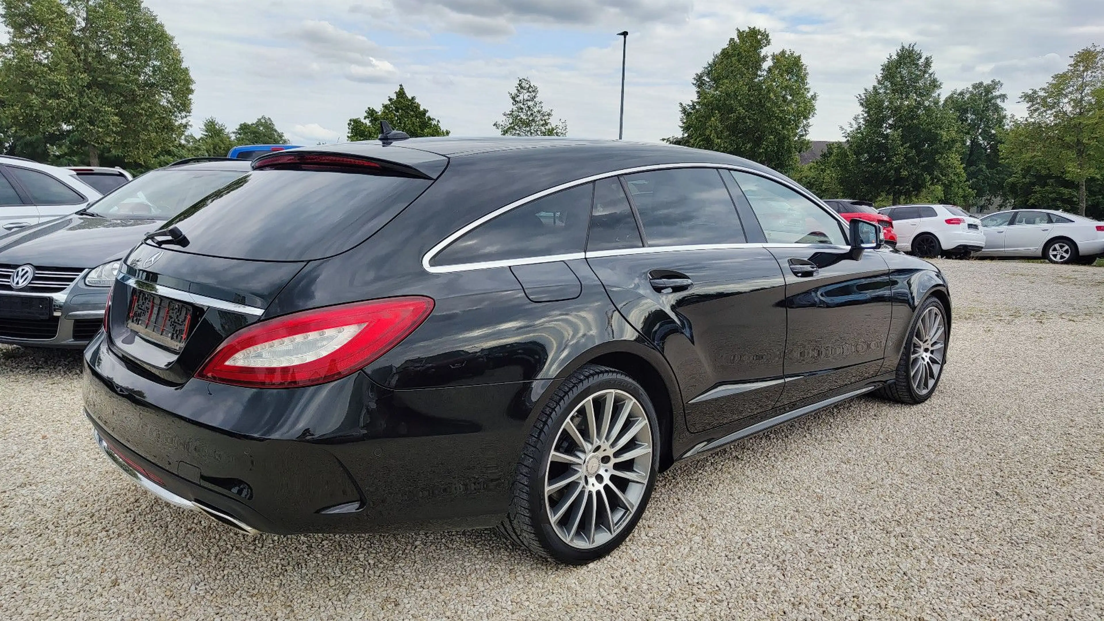 Mercedes-Benz CLS 350 CLS Shooting Brake CLS 350 BlueTec / d 4Matic — photo 11