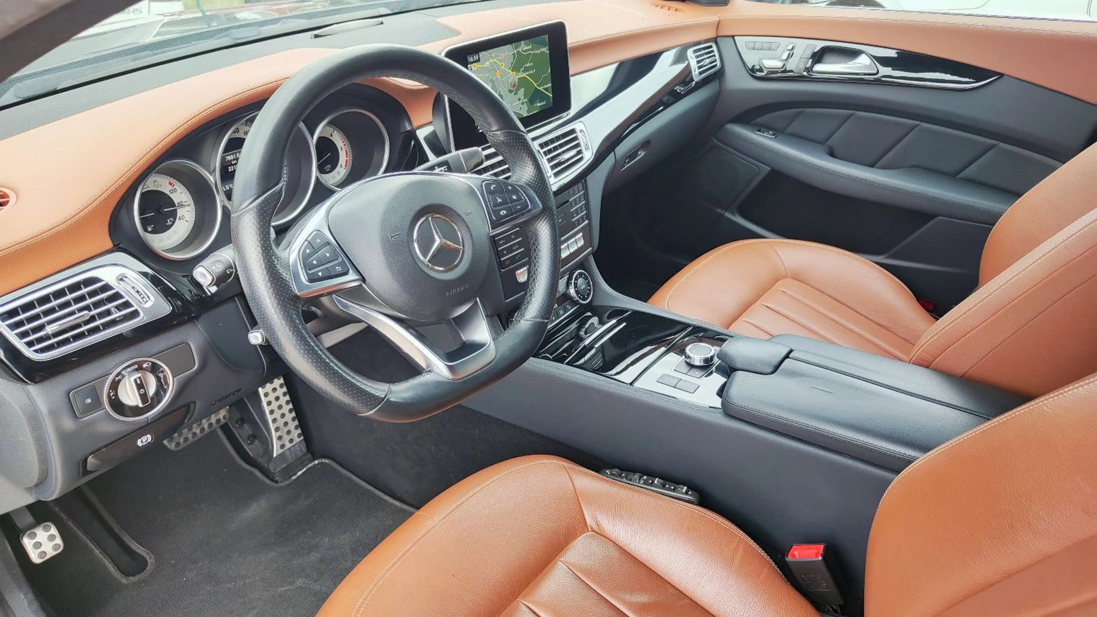 Mercedes-Benz CLS 350 CLS Shooting Brake CLS 350 BlueTec / d 4Matic — photo 23