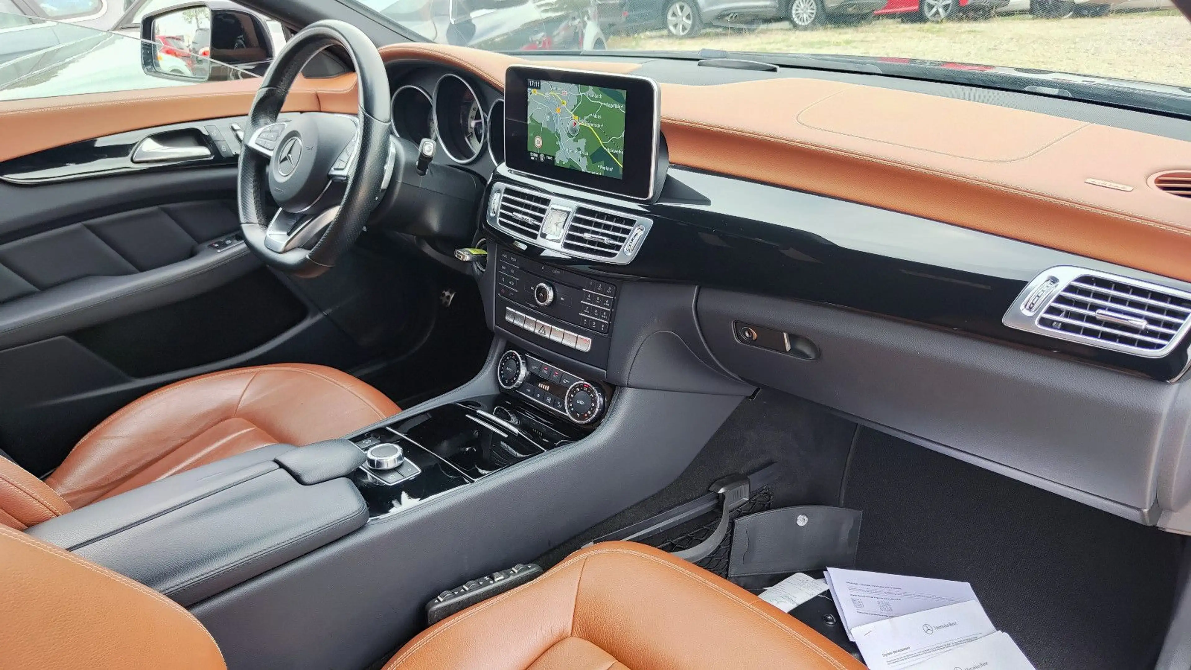 Mercedes-Benz CLS 350 CLS Shooting Brake CLS 350 BlueTec / d 4Matic — photo 34