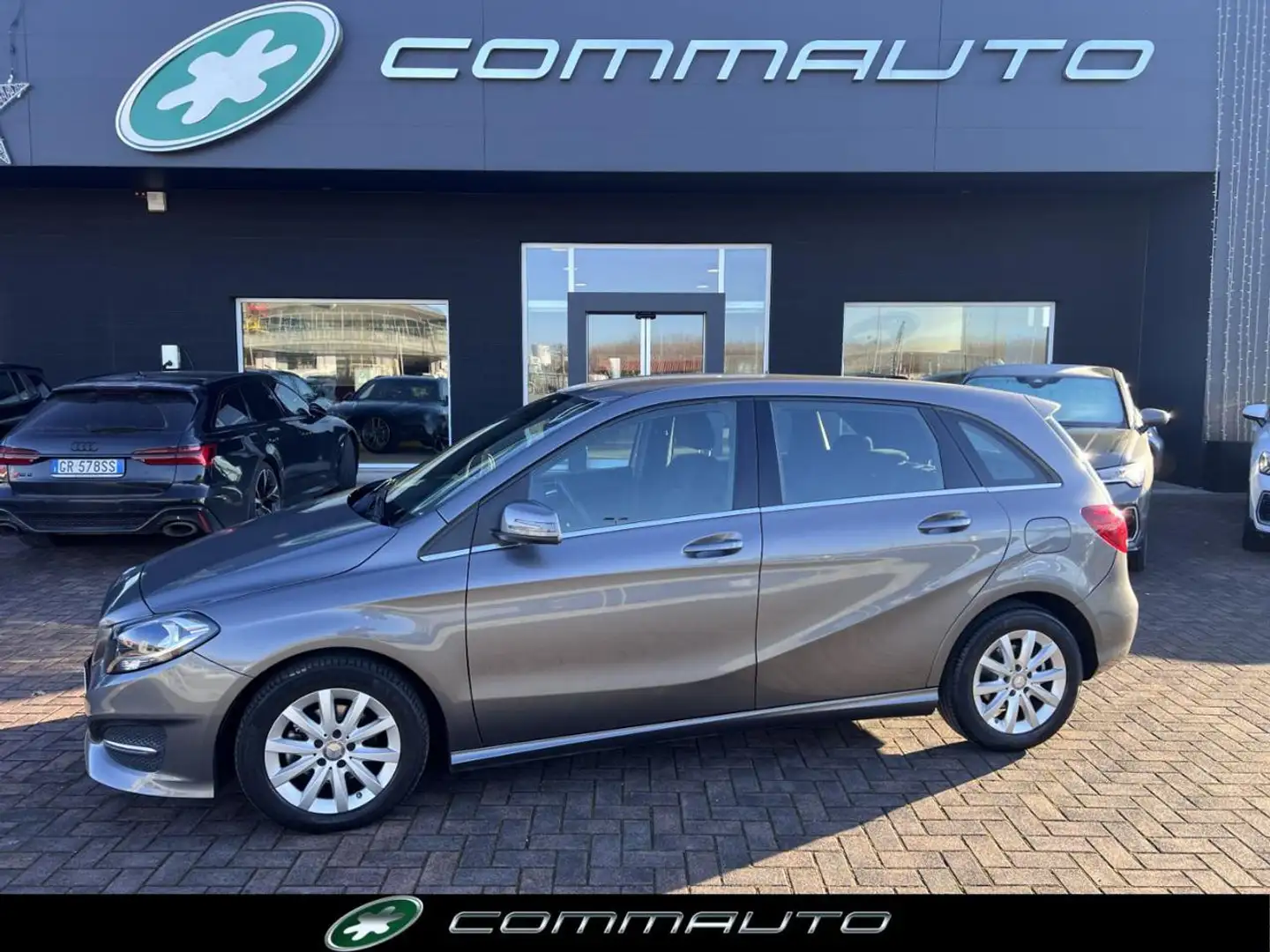 Mercedes-Benz B 180 d Executive Grigio - 1