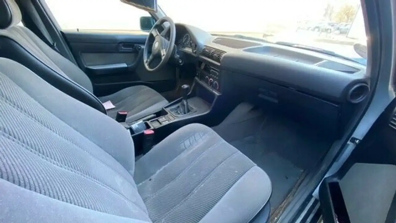 BMW 525 i E34, foto 4