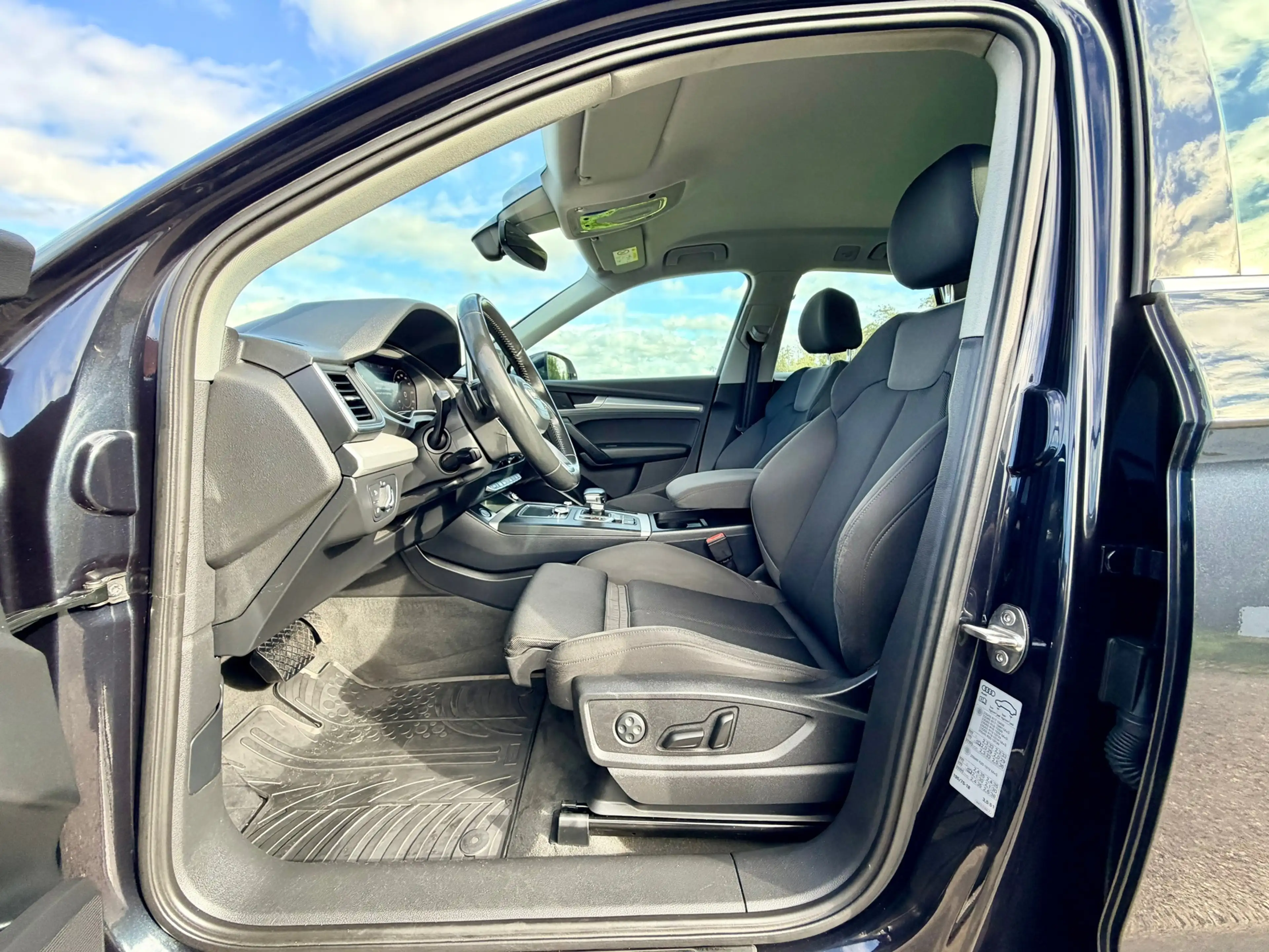 Audi Q5 2.0 TDI quattro Design Pro Line Plus / BTW auto / — photo 18
