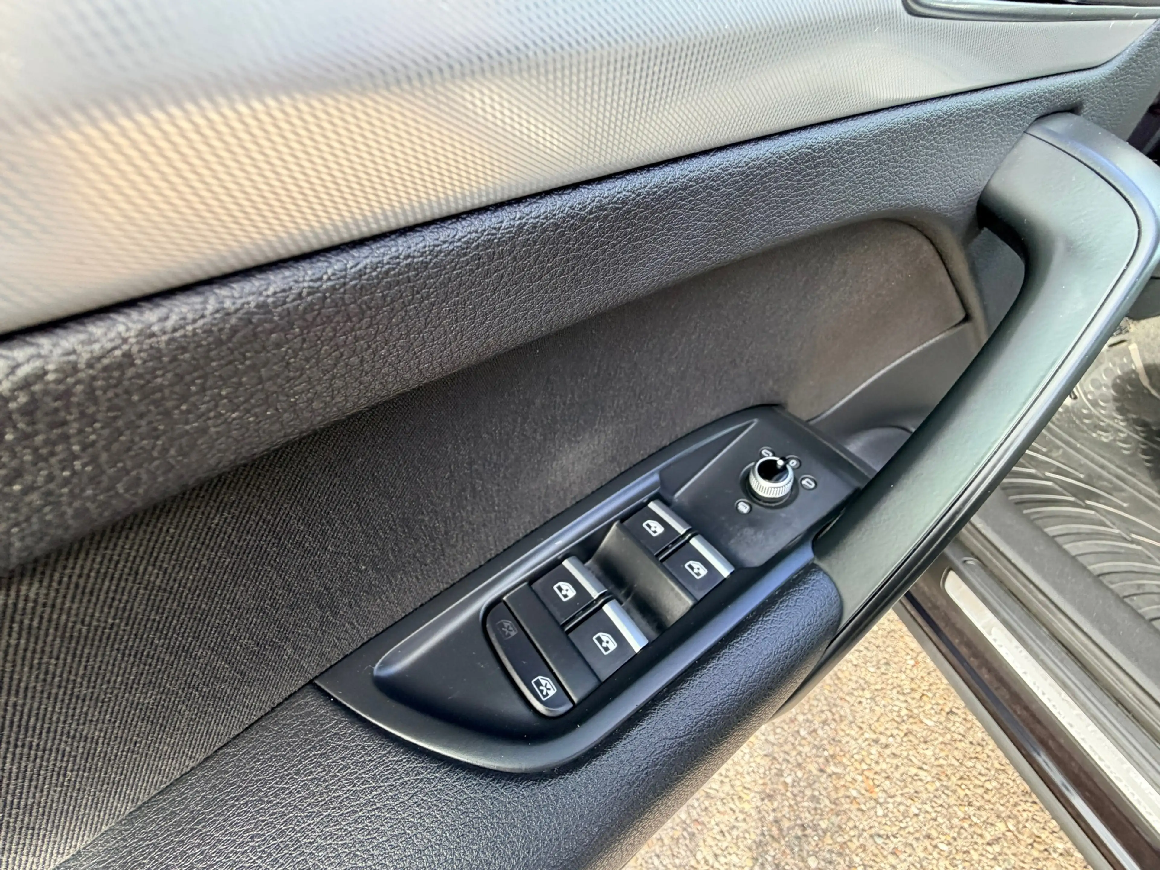 Audi Q5 2.0 TDI quattro Design Pro Line Plus / BTW auto / — photo 30