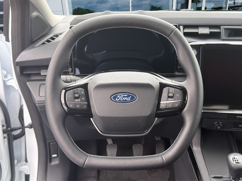 Ford Puma Benzin Titanium — photo 15