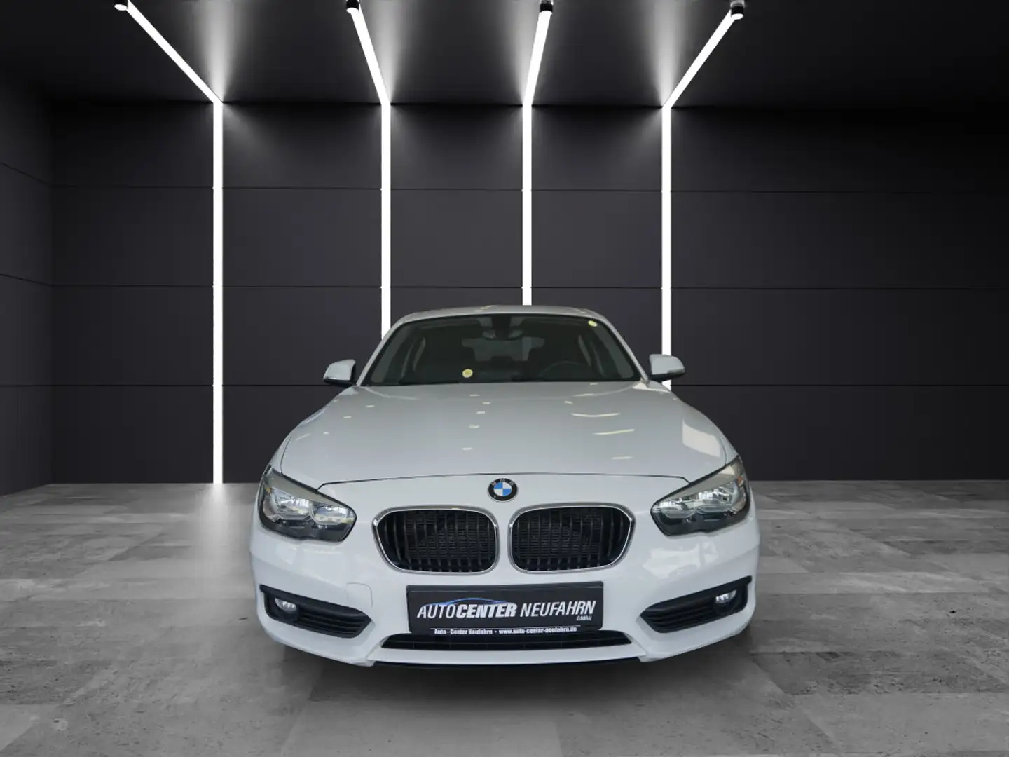 BMW 116 Advantage+Navi+Sitzheiz.+Tempomat+uvm. Bílá - 2