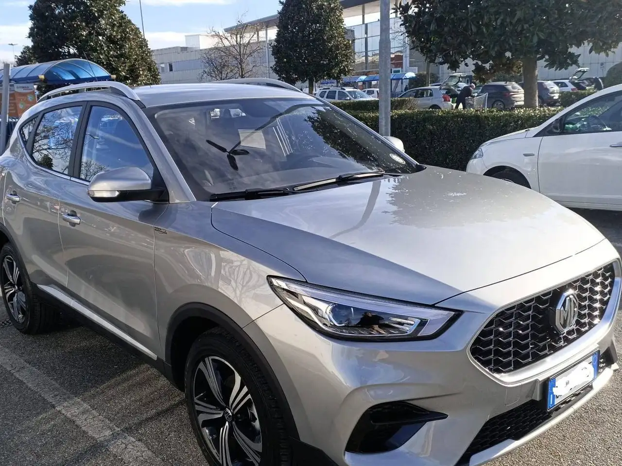 MG ZS