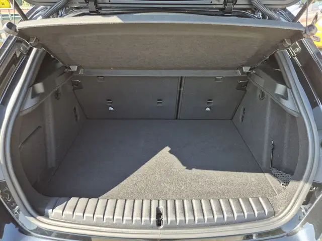 BMW 1 Series view 12