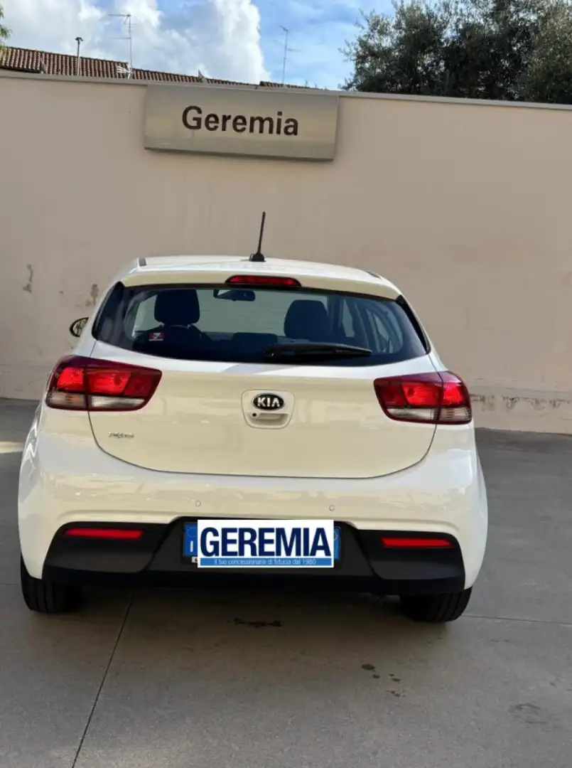 Kia Rio 1.2 MPi Evolution Blanc - 2