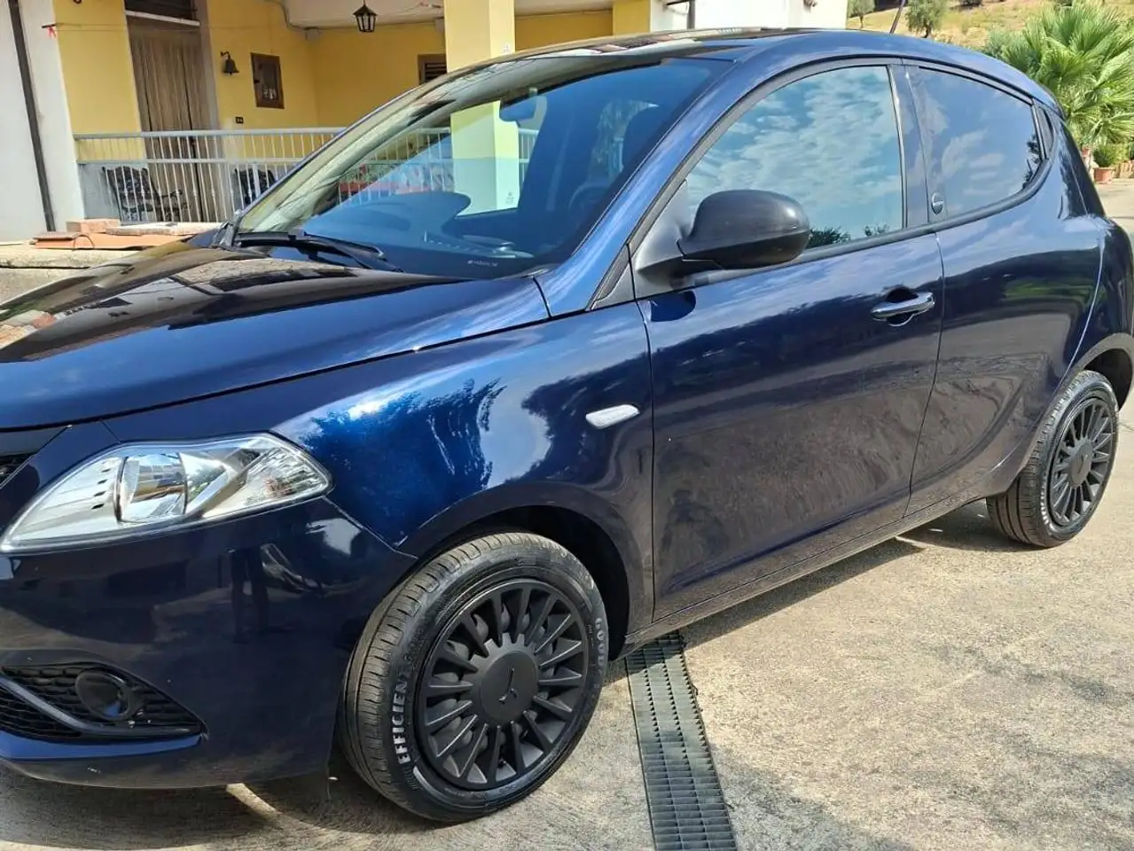 Lancia Ypsilon 2021 — фото 8