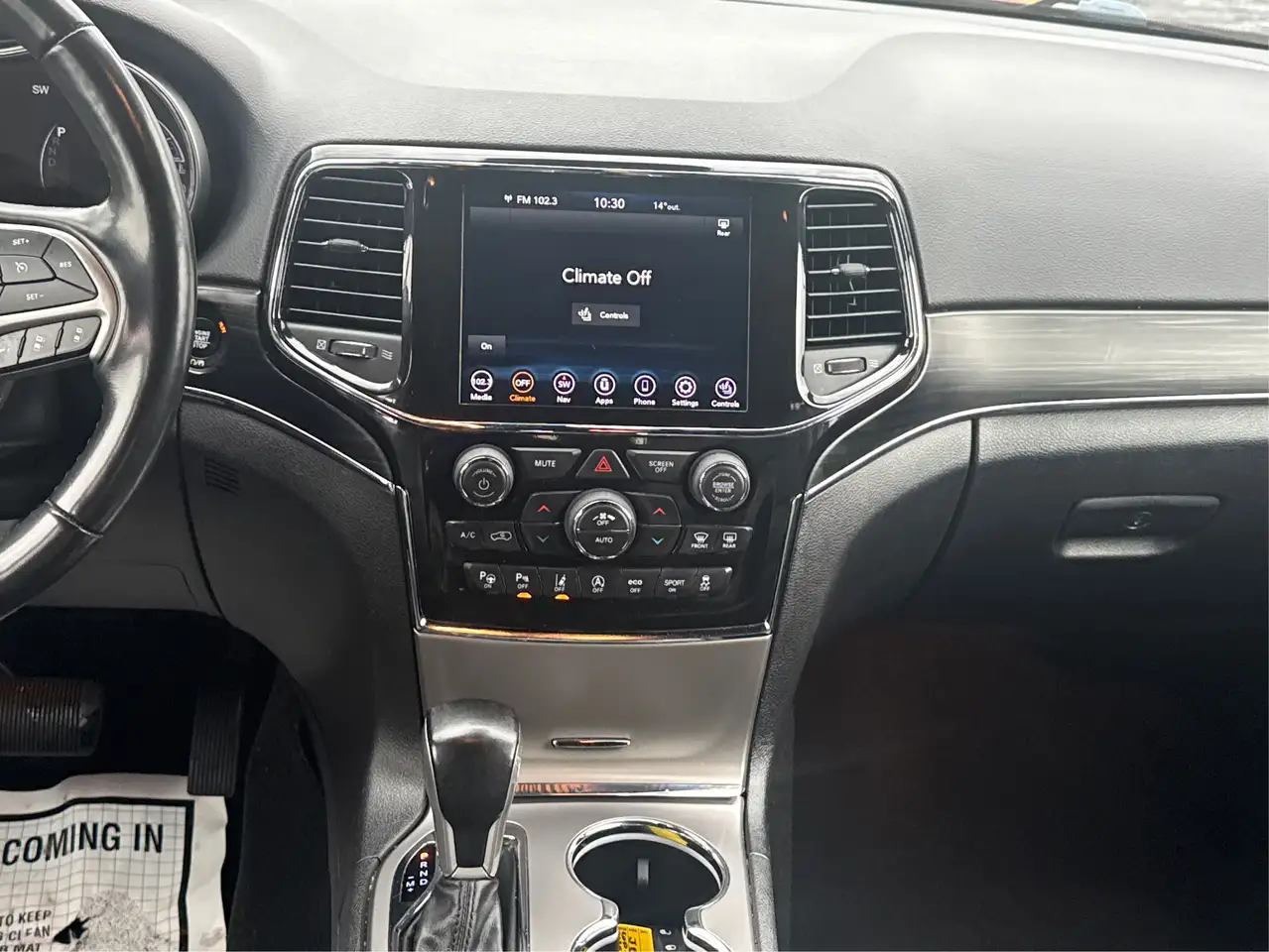 Jeep Grand Cherokee снимка Jeep Grand Cherokee