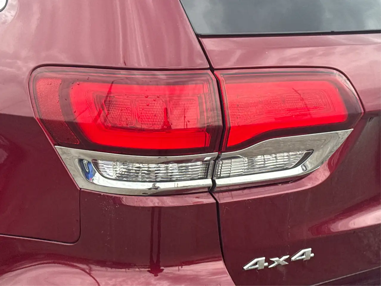 Jeep Grand Cherokee снимка Jeep Grand Cherokee