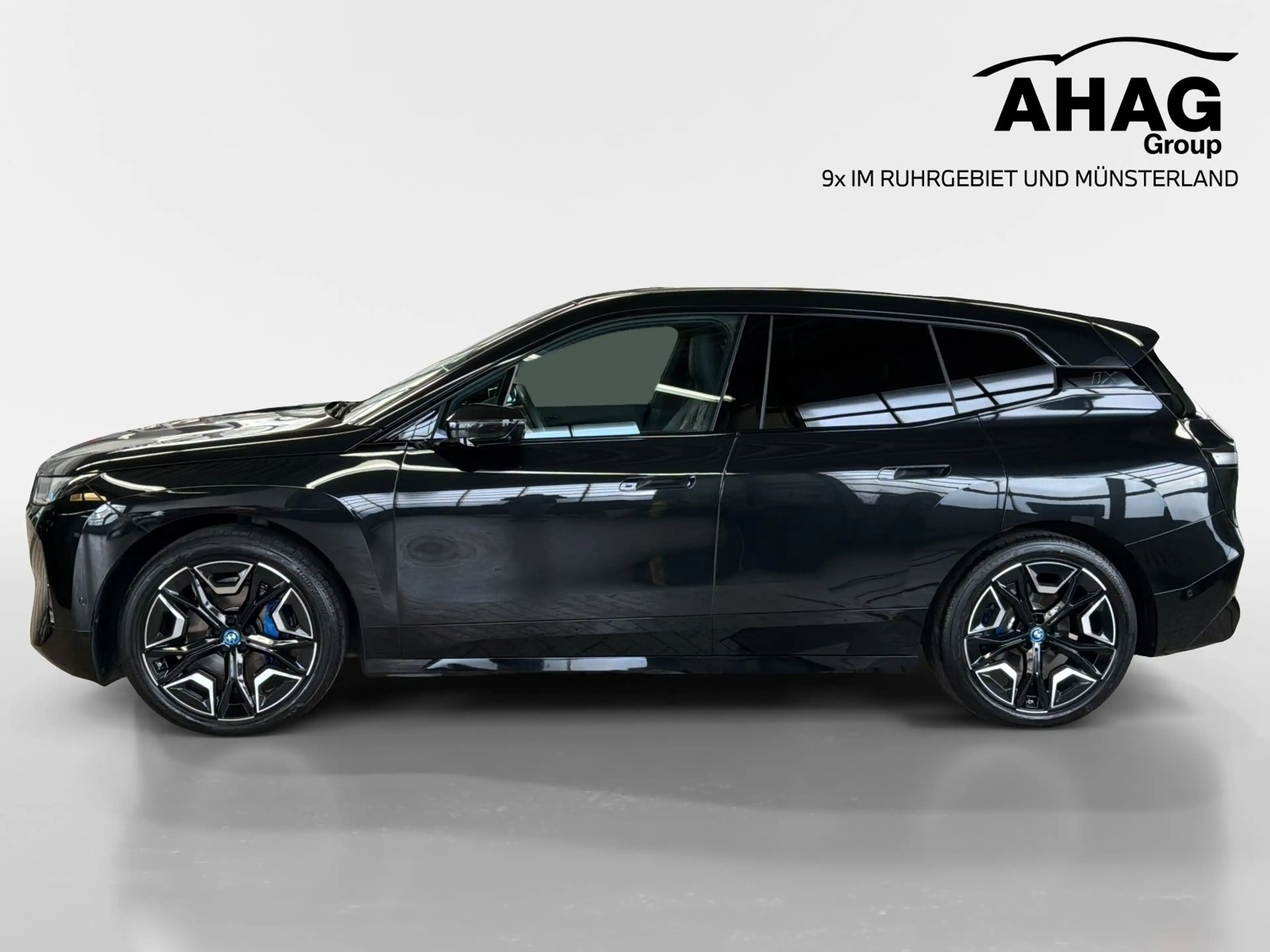 BMW iX xDrive50 — photo 6