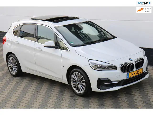 BMW 225 2-serie Active Tourer 225xe iPerformance Pano Carp