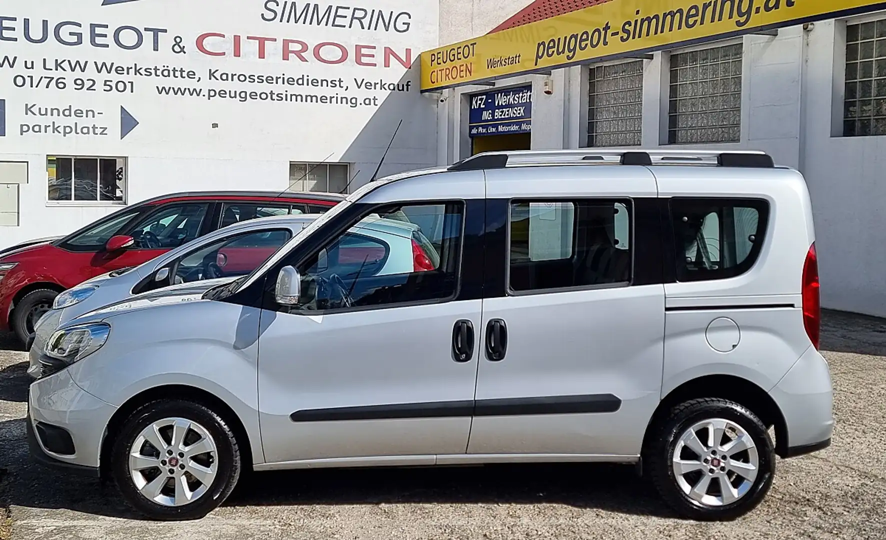 Fiat Doblo 1,6 SX Multijet Start&Stop 105 Silber - 1