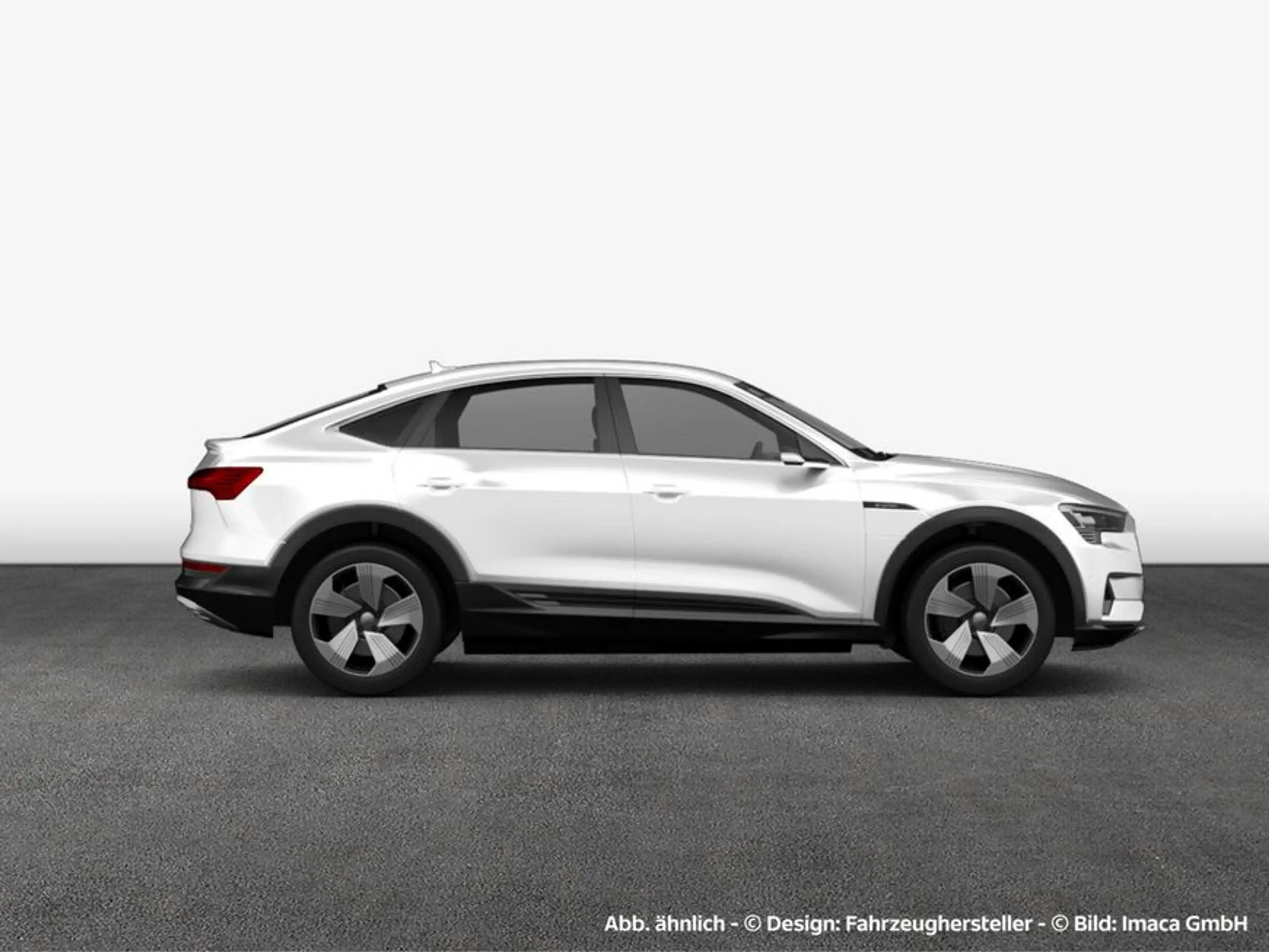 Audi e-tron Sportback 55 quattro HUD — photo 5