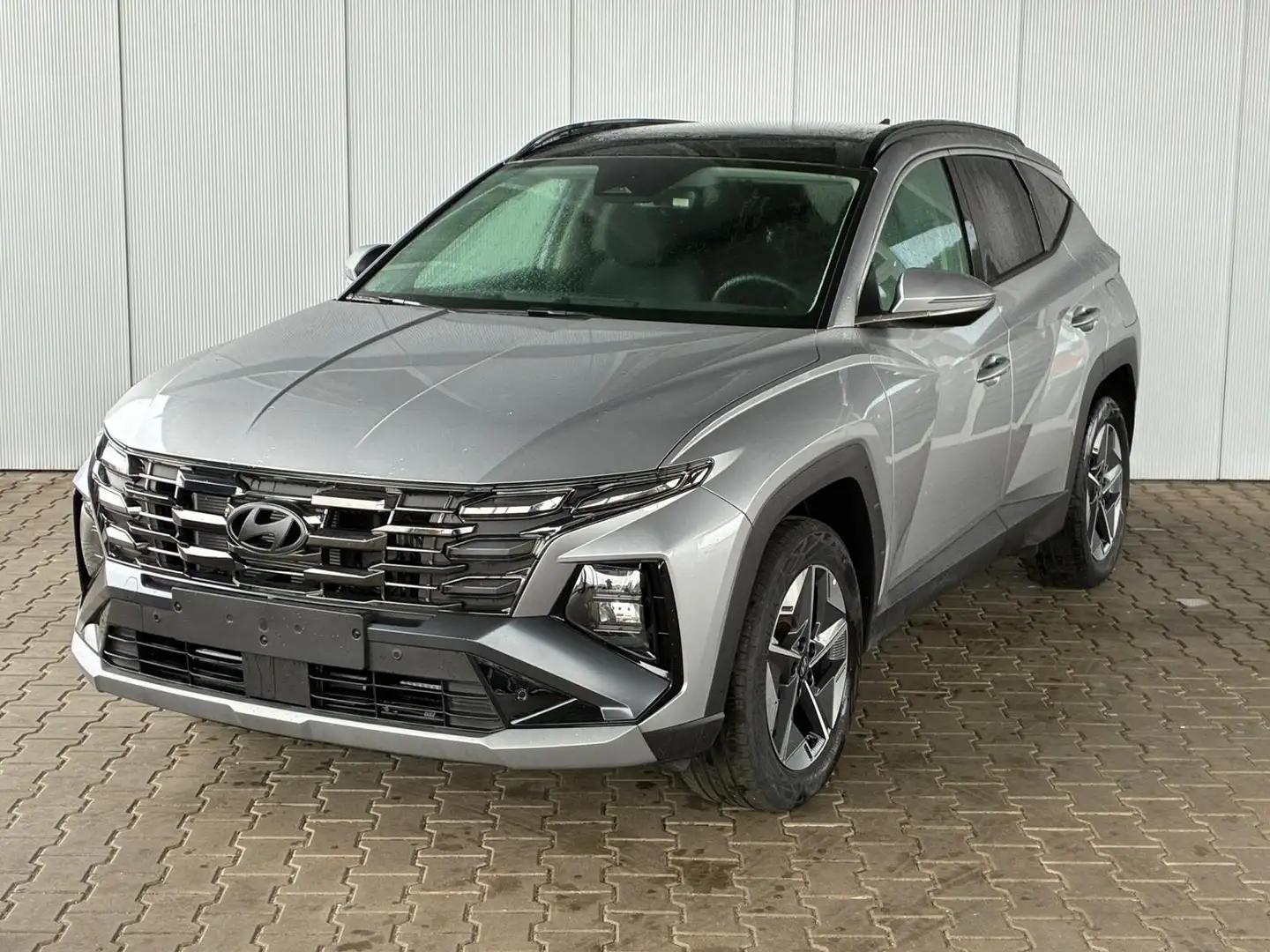 Hyundai TUCSON E-Motion 1.6 T-GDi 2WD HEV / Panoramadach ACC L... Silber - 1