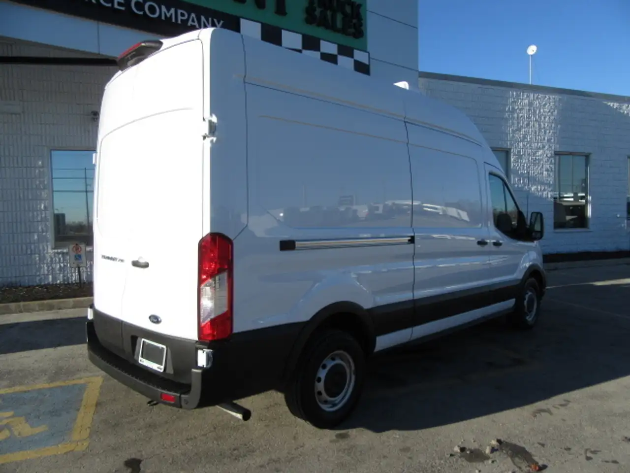 Ford Transit photo Ford Transit