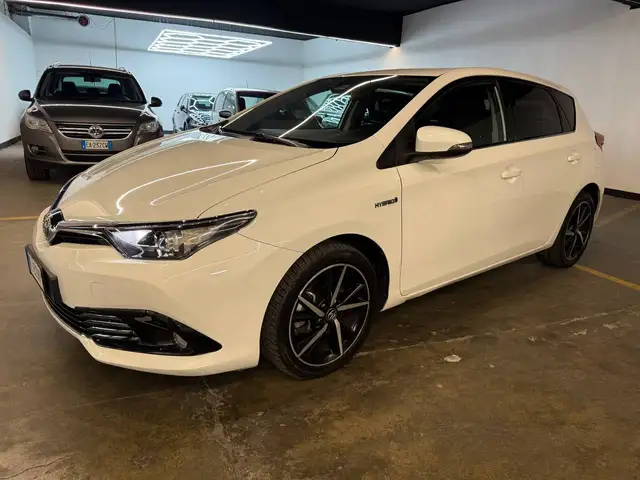 Toyota Auris Auris II 2017 1.8h Lounge cvt my17