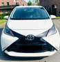 Toyota Aygo 1.0i VVT-i x-play and pack x-pure White - thumbnail 3