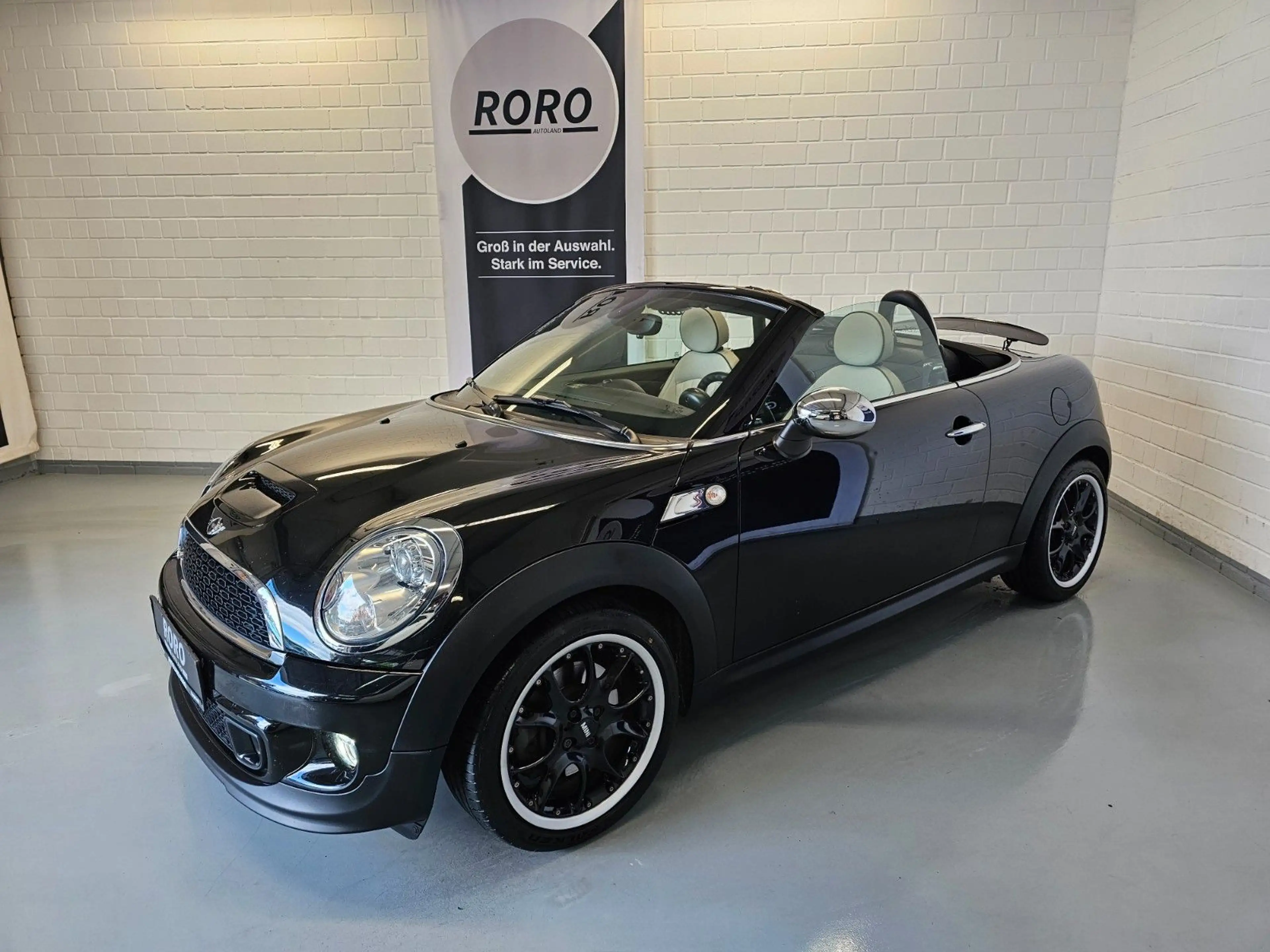 MINI Cooper S Roadster + LED/NAVI/HARMAN-KARDON/TEMP — photo 2