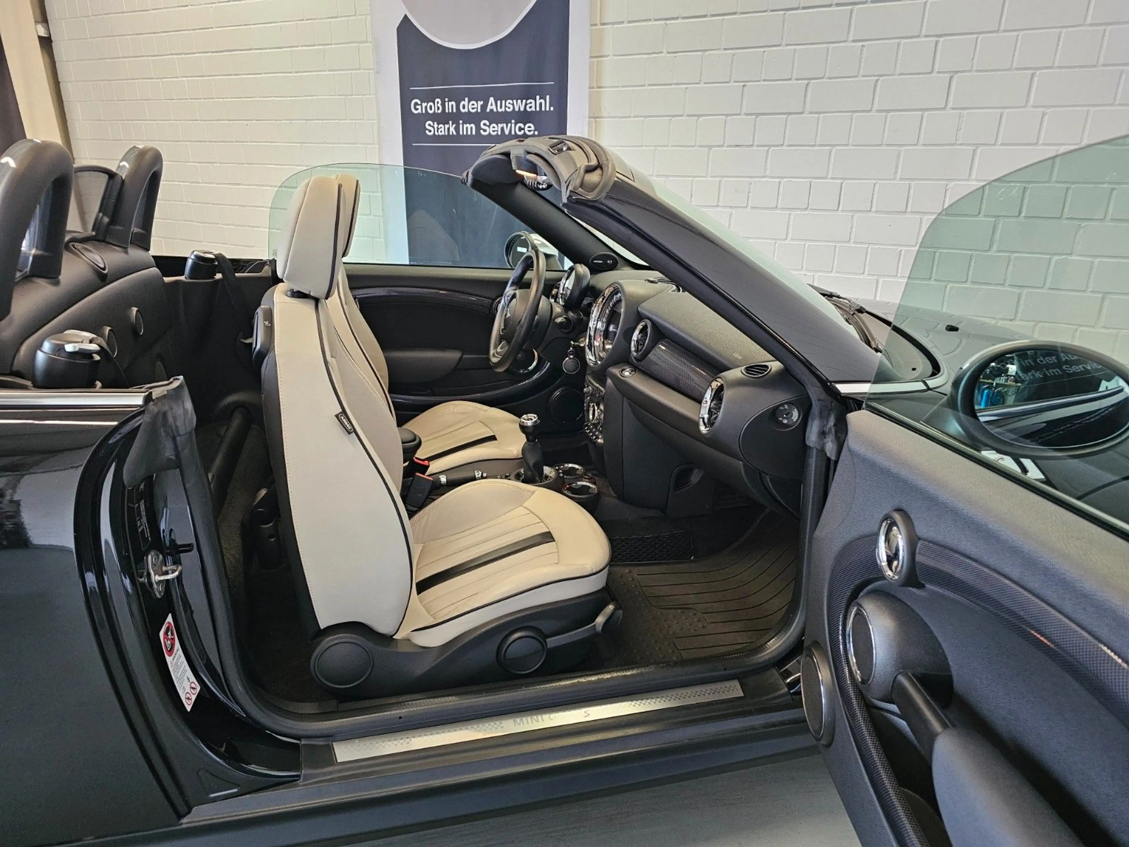 MINI Cooper S Roadster + LED/NAVI/HARMAN-KARDON/TEMP — photo 10