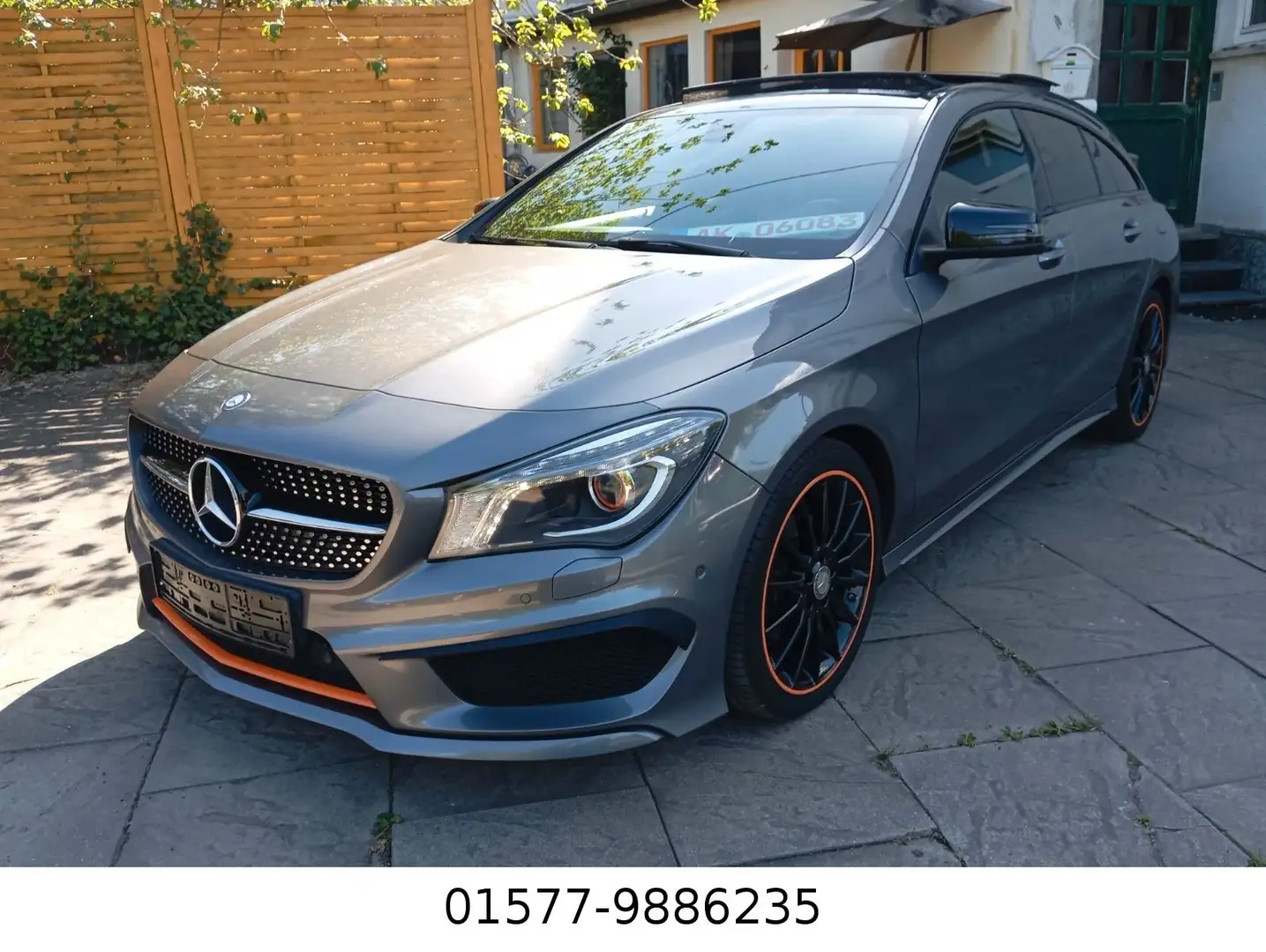 Mercedes-Benz CLA 180 AMG Line Navi Pano Xenon Gris - 1