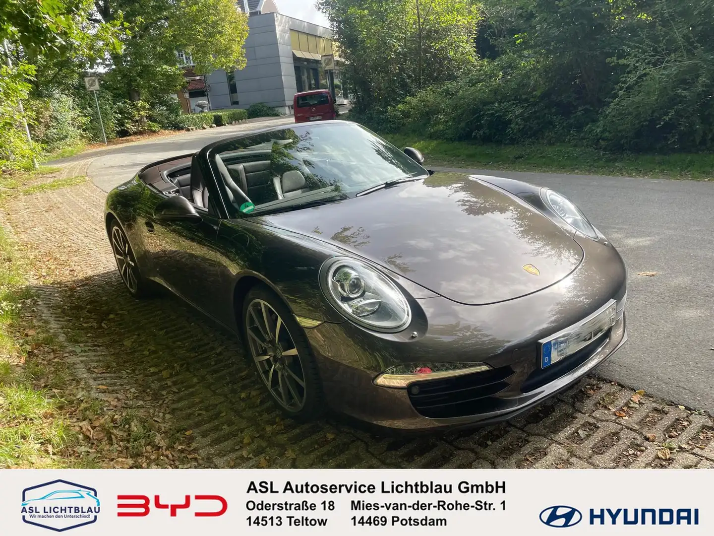 Porsche 911 Cabriolet Carrera 3.4 257 kW (349 PS), Autom. 7... Braun - 1