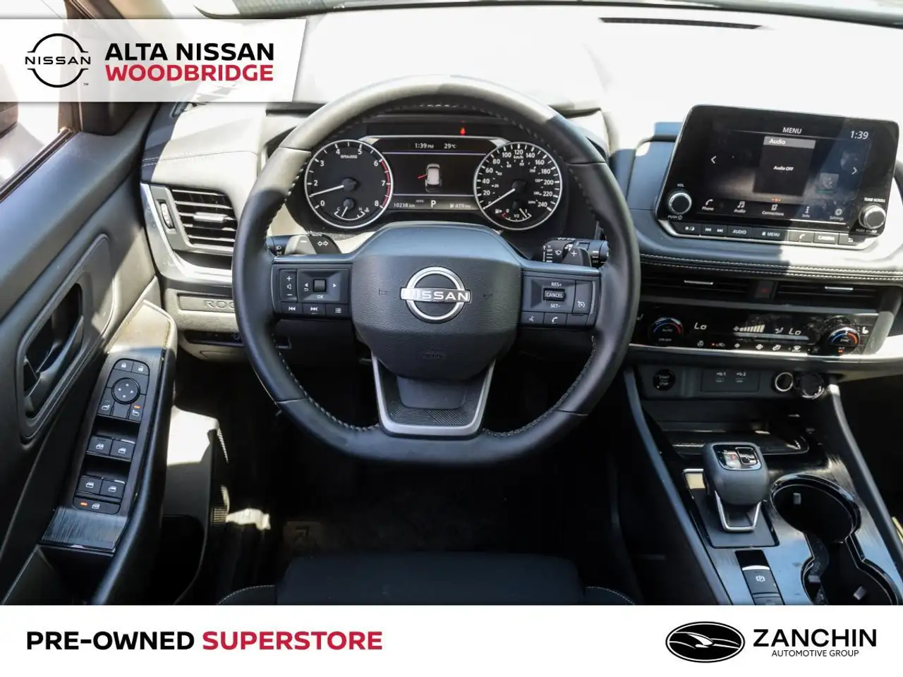 Nissan Rogue снимка Nissan Rogue
