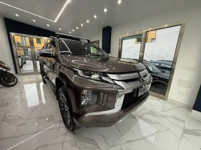 Mitsubishi L200