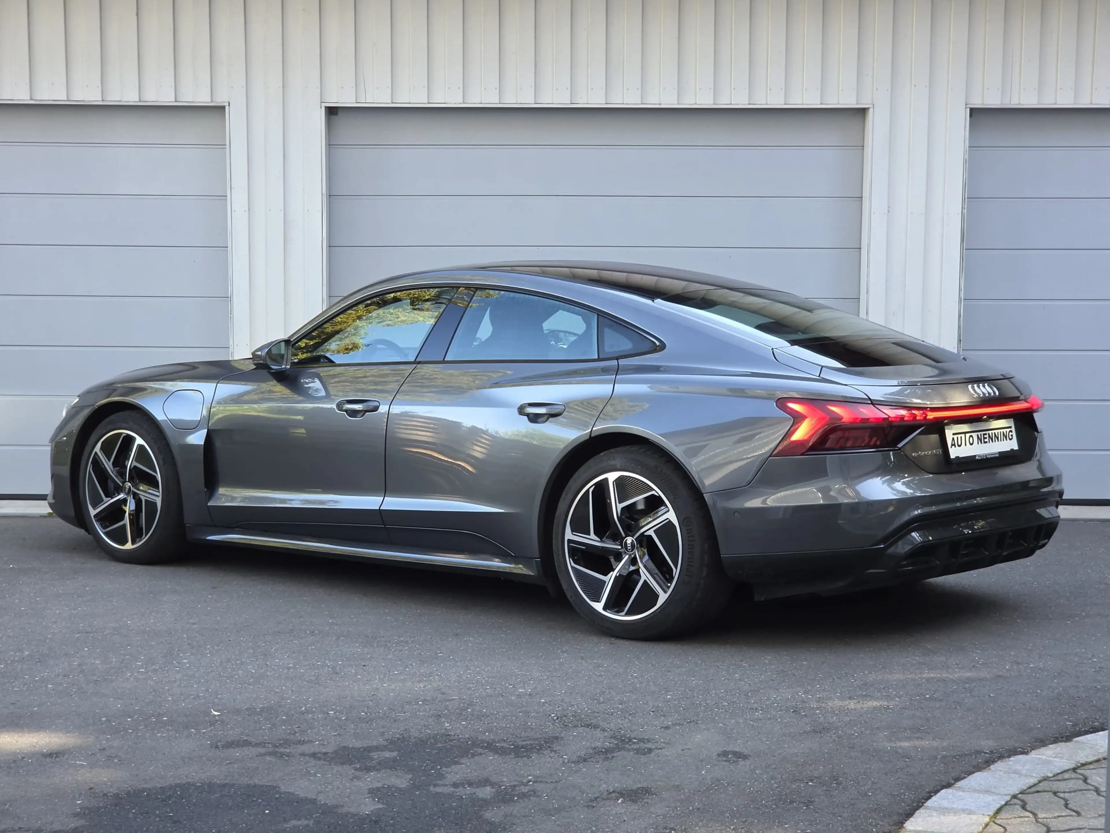 Audi e-tron GT quattro Luft 360° Sportsitze plus Batteriezert. — photo 3