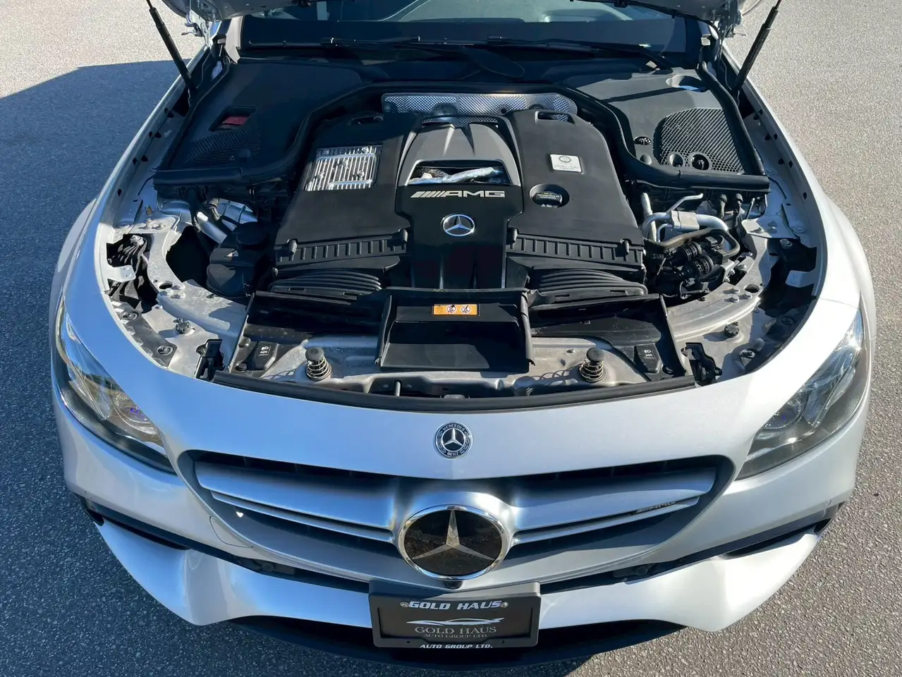 Mercedes-Benz E-Class fotografie Mercedes-Benz E-Class